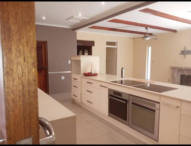 3 BEDROOM PROPERTY TO RENT IN CRESTA